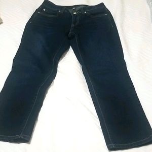 Blue jeans capri stretch
